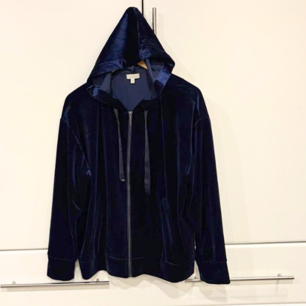 Laura Petites Velvet Hoodie in Navy Blue